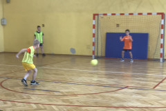 CB6CFA2A-8302-44F8-ABA0-5F09E350E958